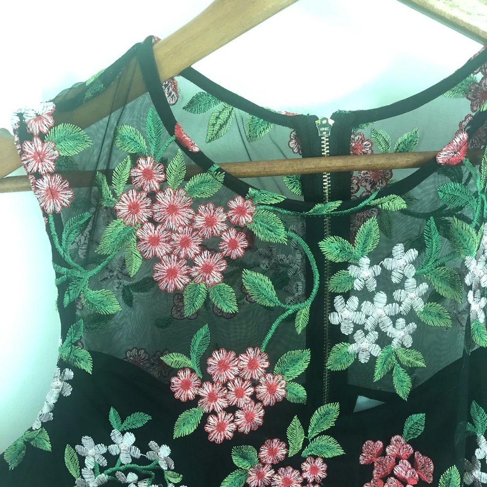 Calvin Klein Pink Floral Lace Dress (12)